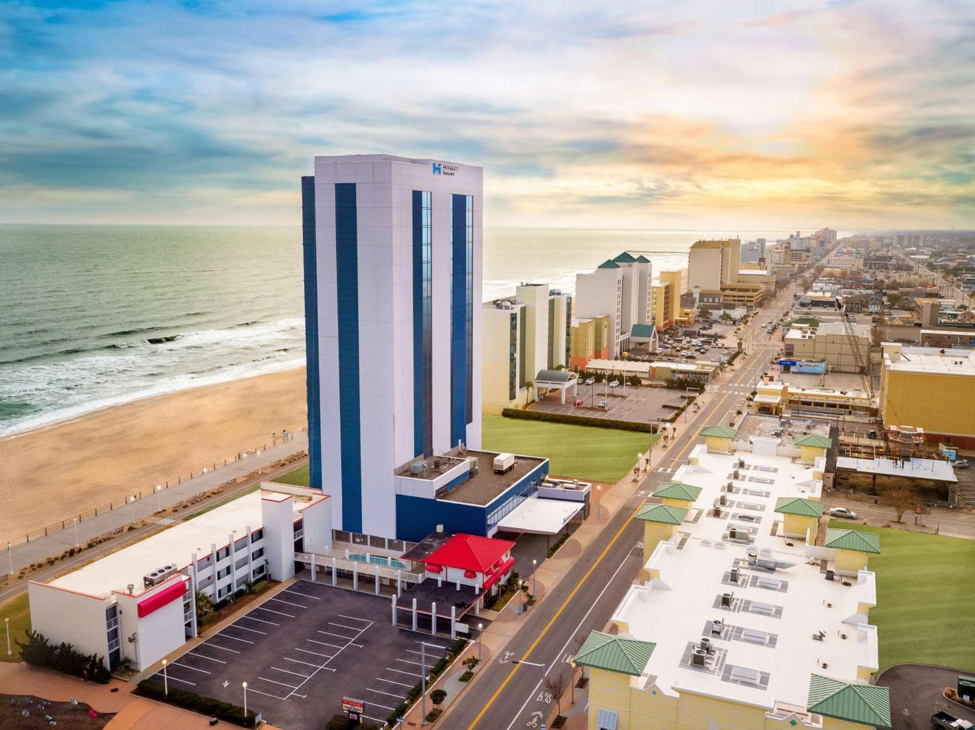 Hyatt House Virginia Beach / Oceanfront Exterior photo