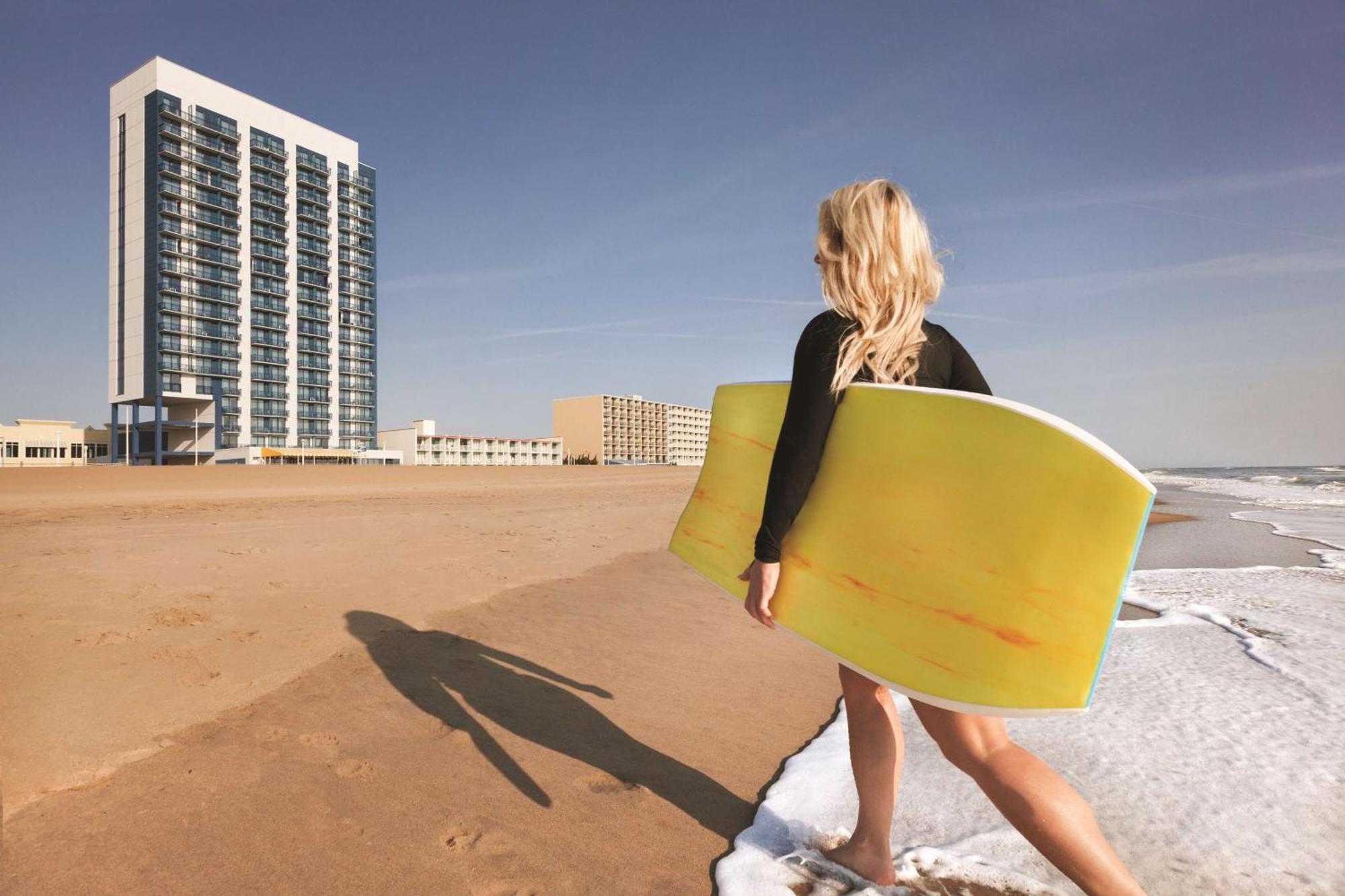 Hyatt House Virginia Beach / Oceanfront Exterior photo