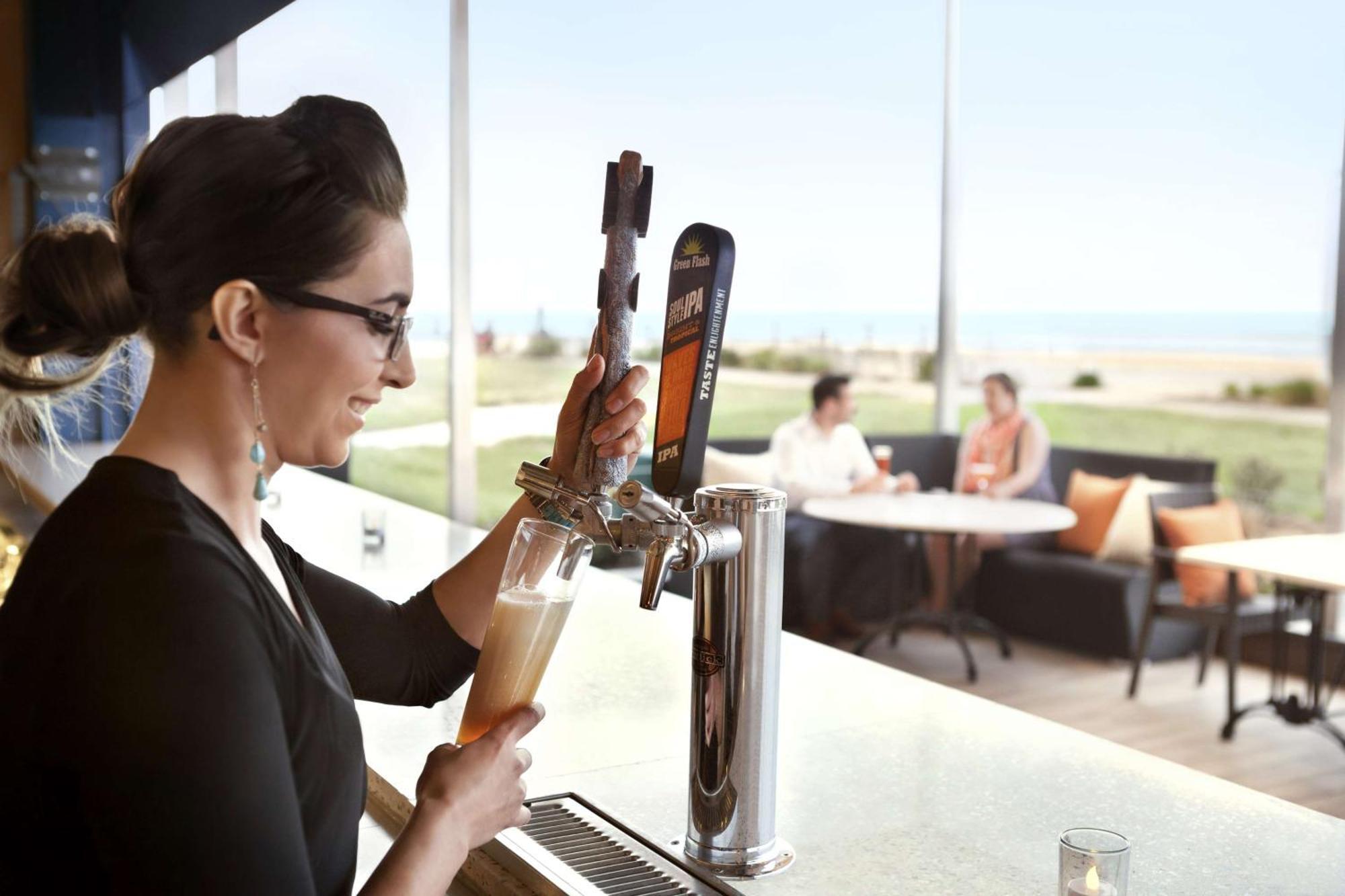 Hyatt House Virginia Beach / Oceanfront Exterior photo