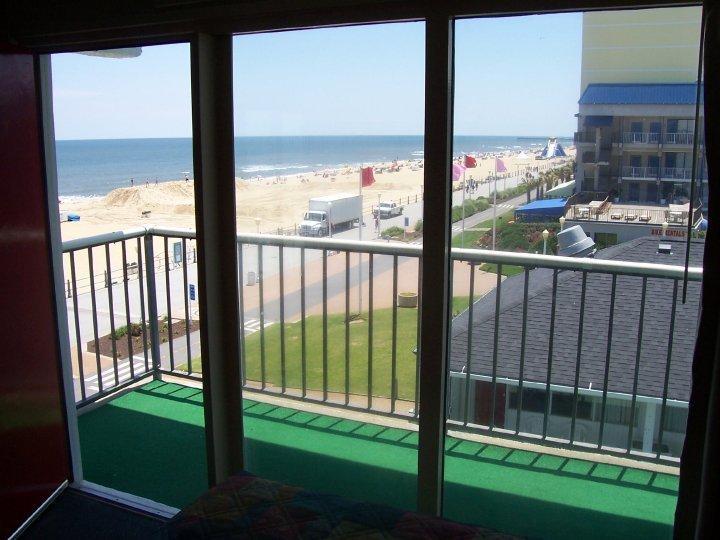 Hyatt House Virginia Beach / Oceanfront Room photo