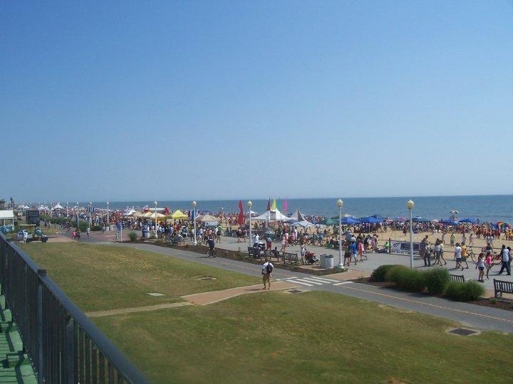 Hyatt House Virginia Beach / Oceanfront Exterior photo